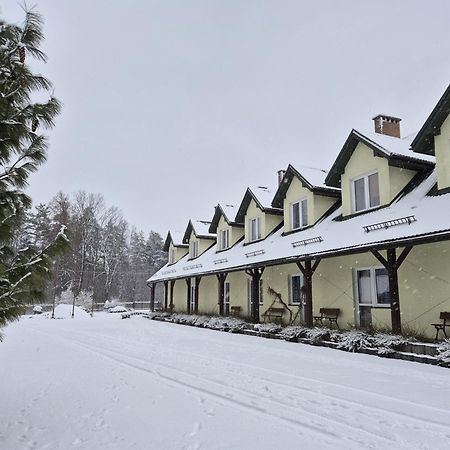 Roztocze-Pensjonat Pod Sosnami Gorniki Luaran gambar